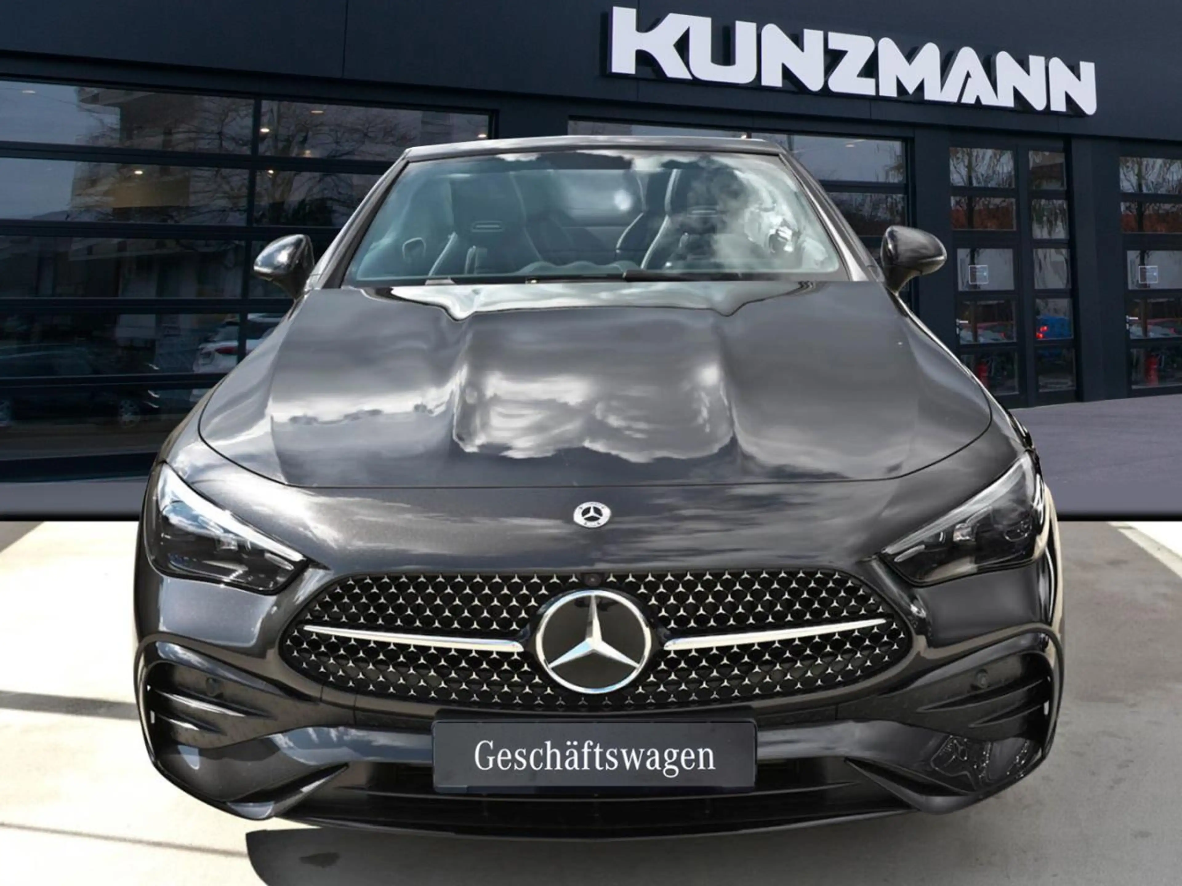 Mercedes-Benz CLE 300 4MATIC Cabriolet AMG Night Distronic AHK — photo 2