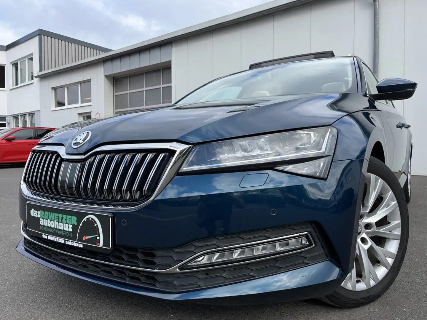 Skoda Superb Combi 2.0 TDI Style 150€ m. 20% Anzahlung AHK Pa Azul - 1