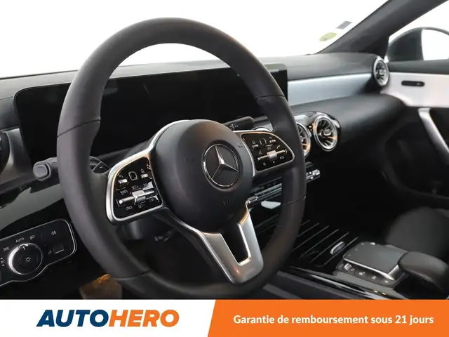 Mercedes-Benz Cla view 11