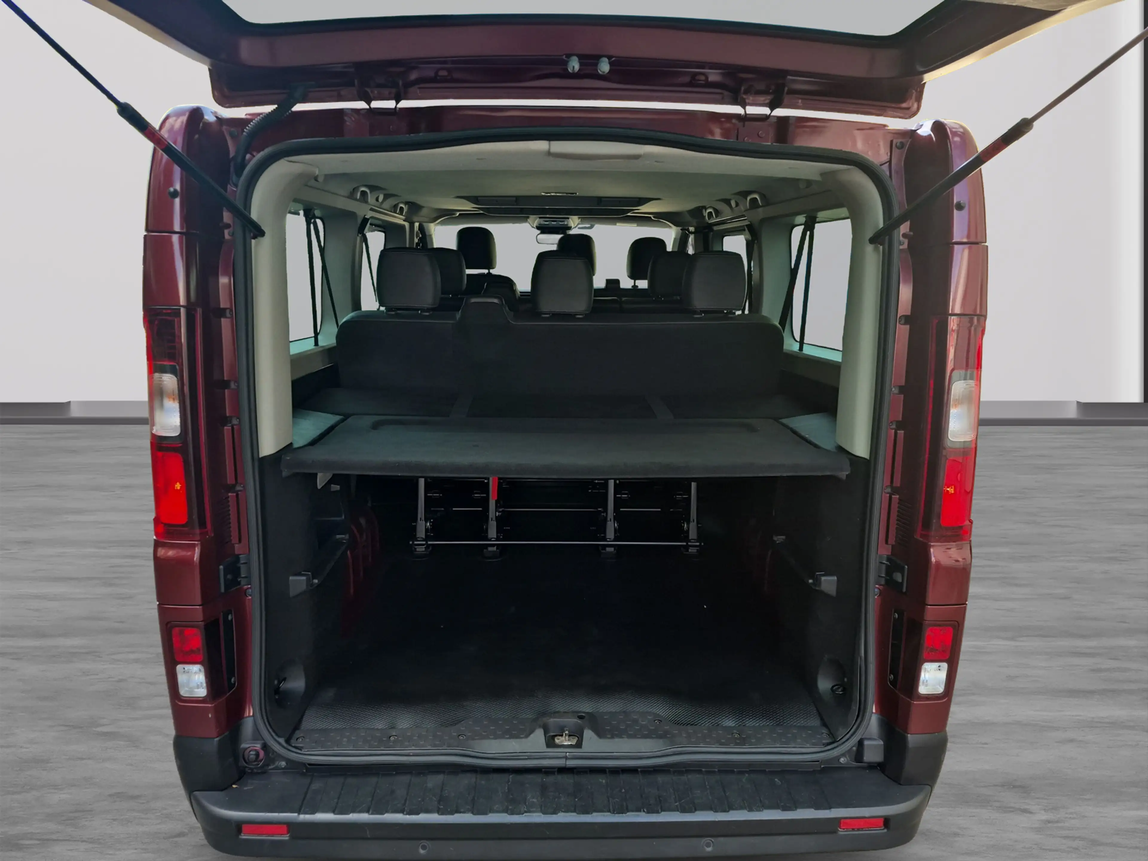 Renault Trafic BLUE dCi 150 Grand Combi Life, Standh./SHZ/PDC — photo 7