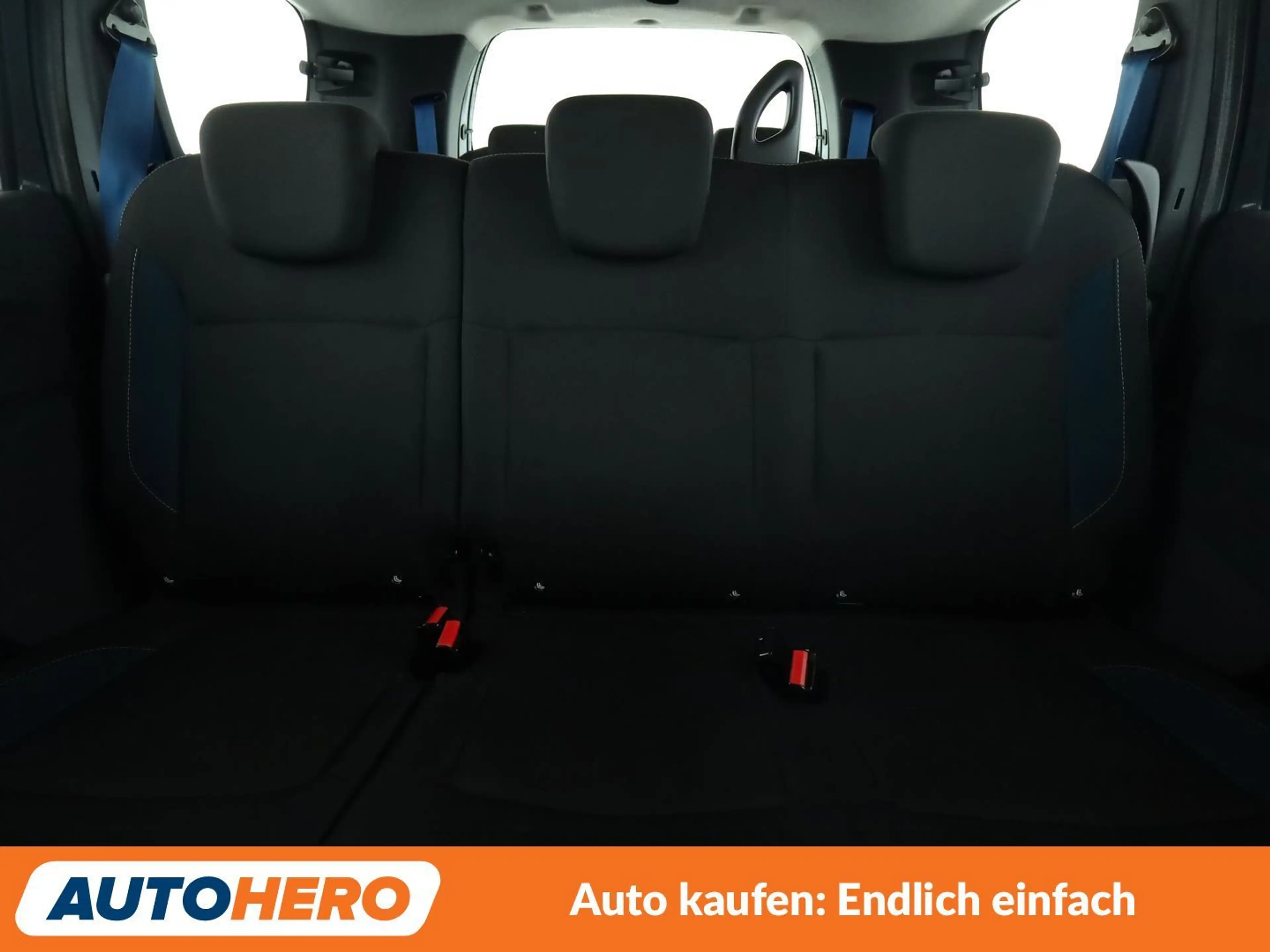 Dacia Lodgy 1.2 TCe Celebration — photo 15