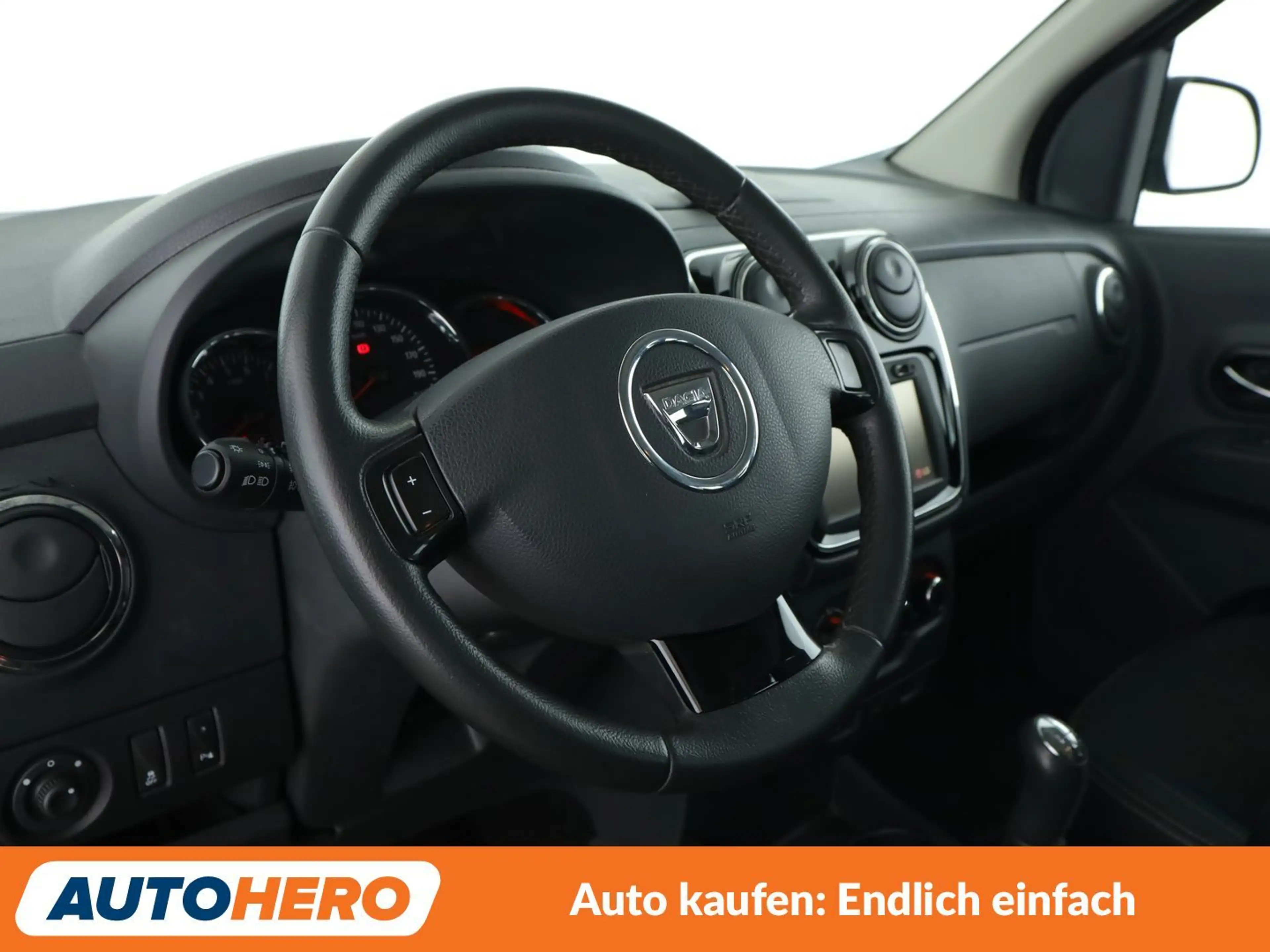 Dacia Lodgy 1.2 TCe Celebration — photo 11