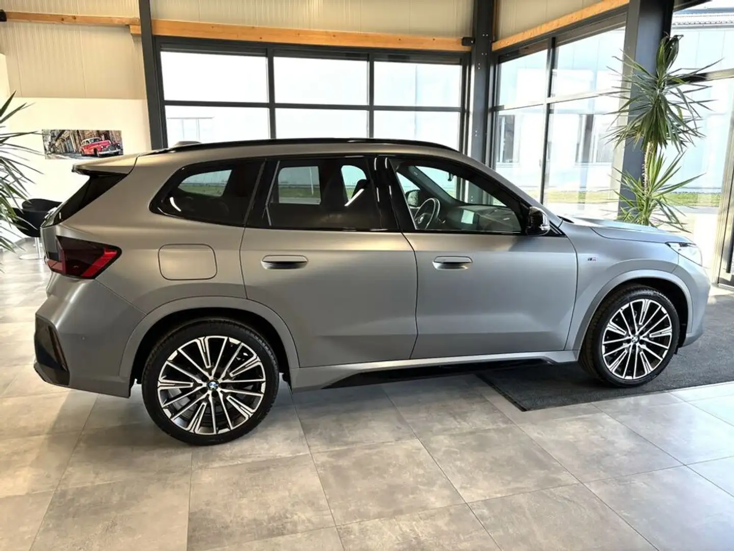 BMW X1 23 d xDrive M-Sport *LED*PDC*NAV*AHK*PANO* Grau - 2