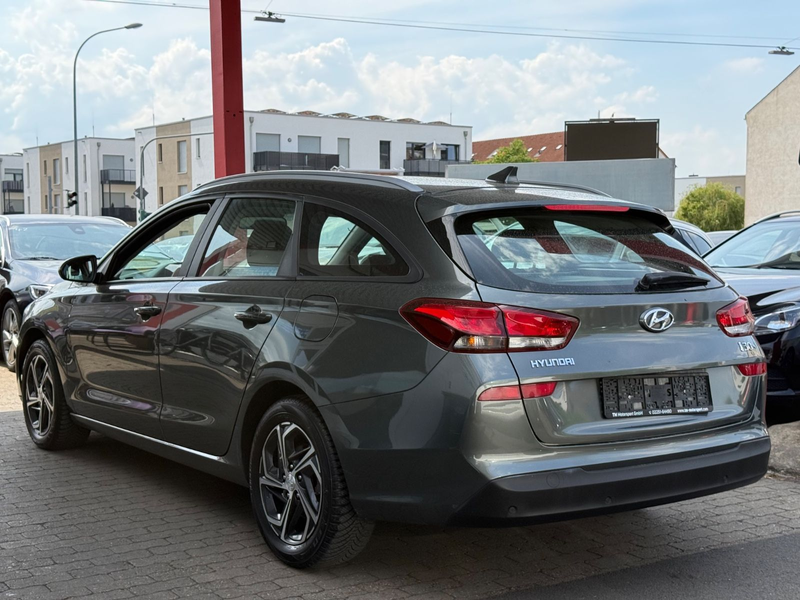 Hyundai i30 cw Style LED/KLIMA/SHZ/PDC/TEMPOMAT/BT — photo 6