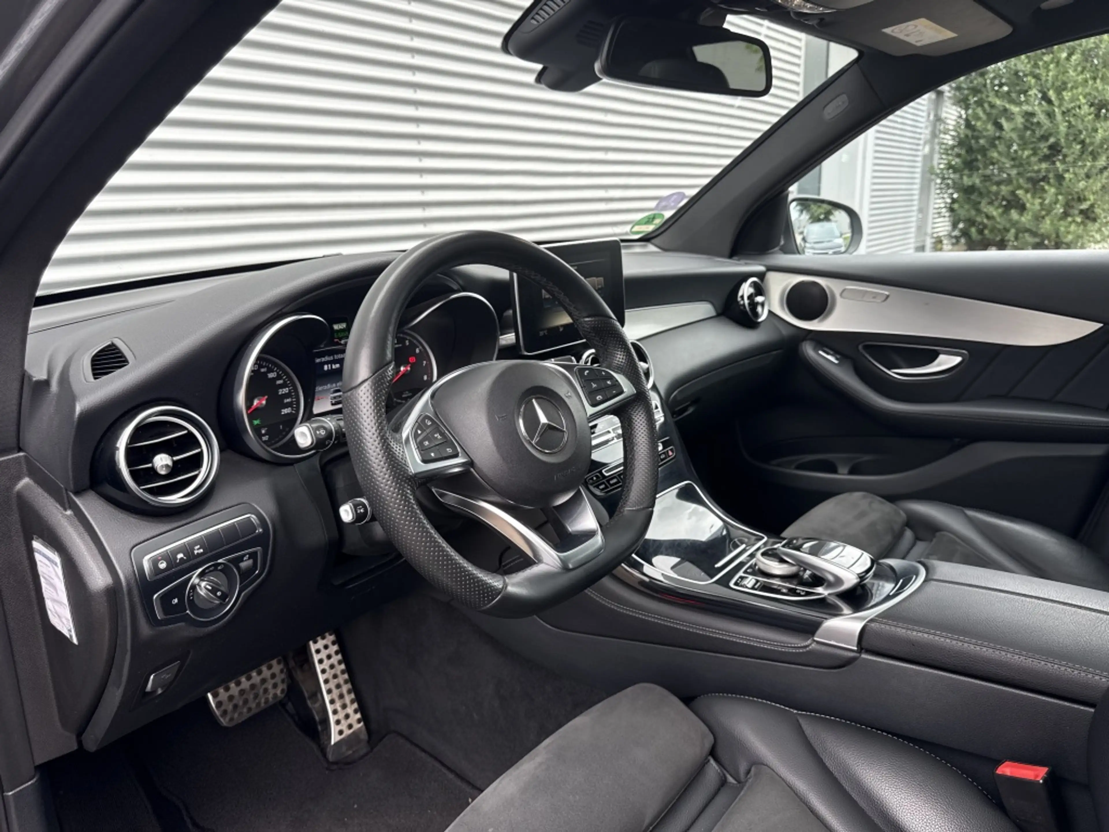 Mercedes-Benz GLC 350 350e 4Matic Bus.Sol. AMG Pano Trekhaak Sfeer Camer — photo 18