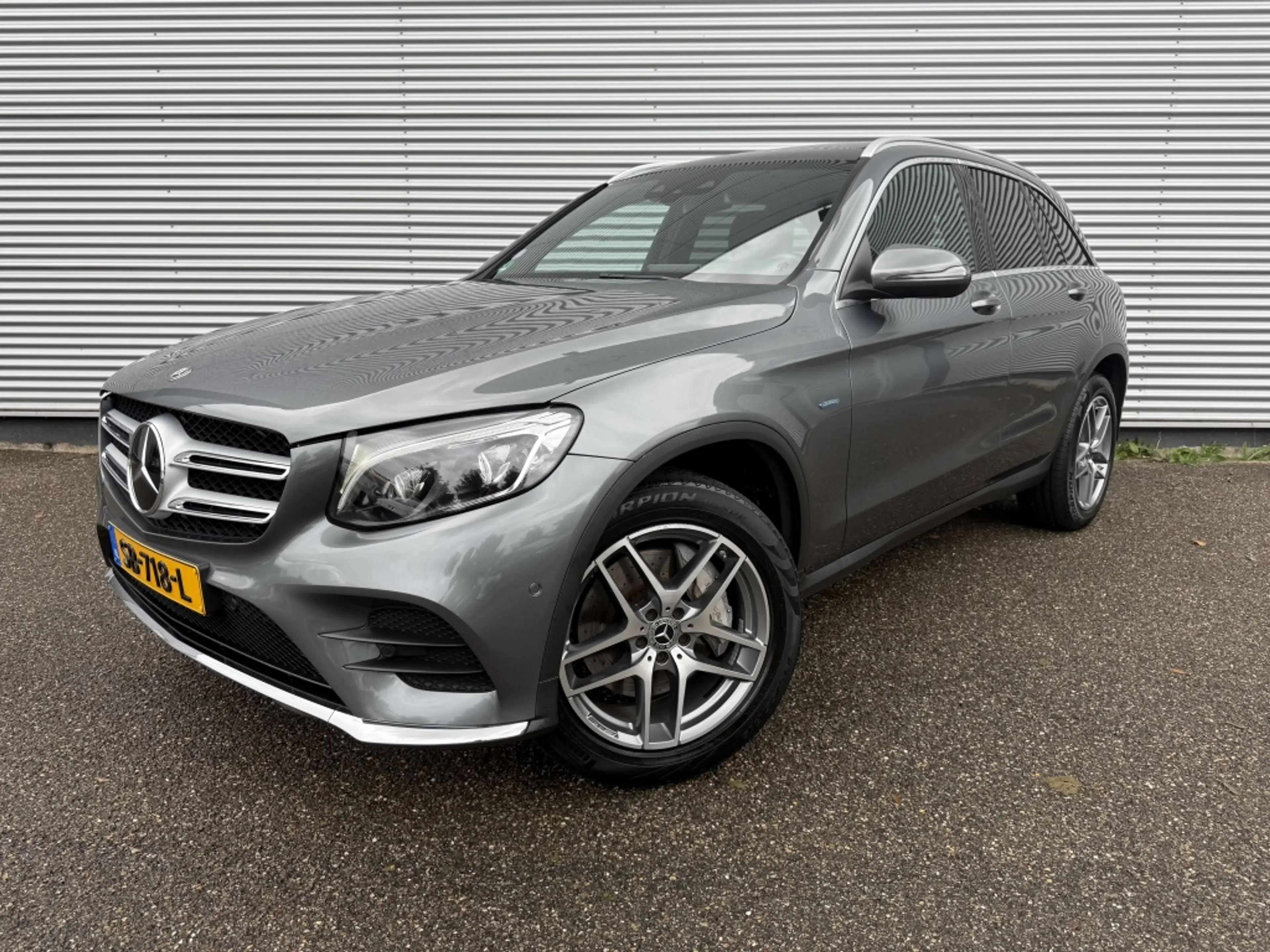 Mercedes-Benz GLC 350 350e 4Matic Bus.Sol. AMG Pano Trekhaak Sfeer Camer
