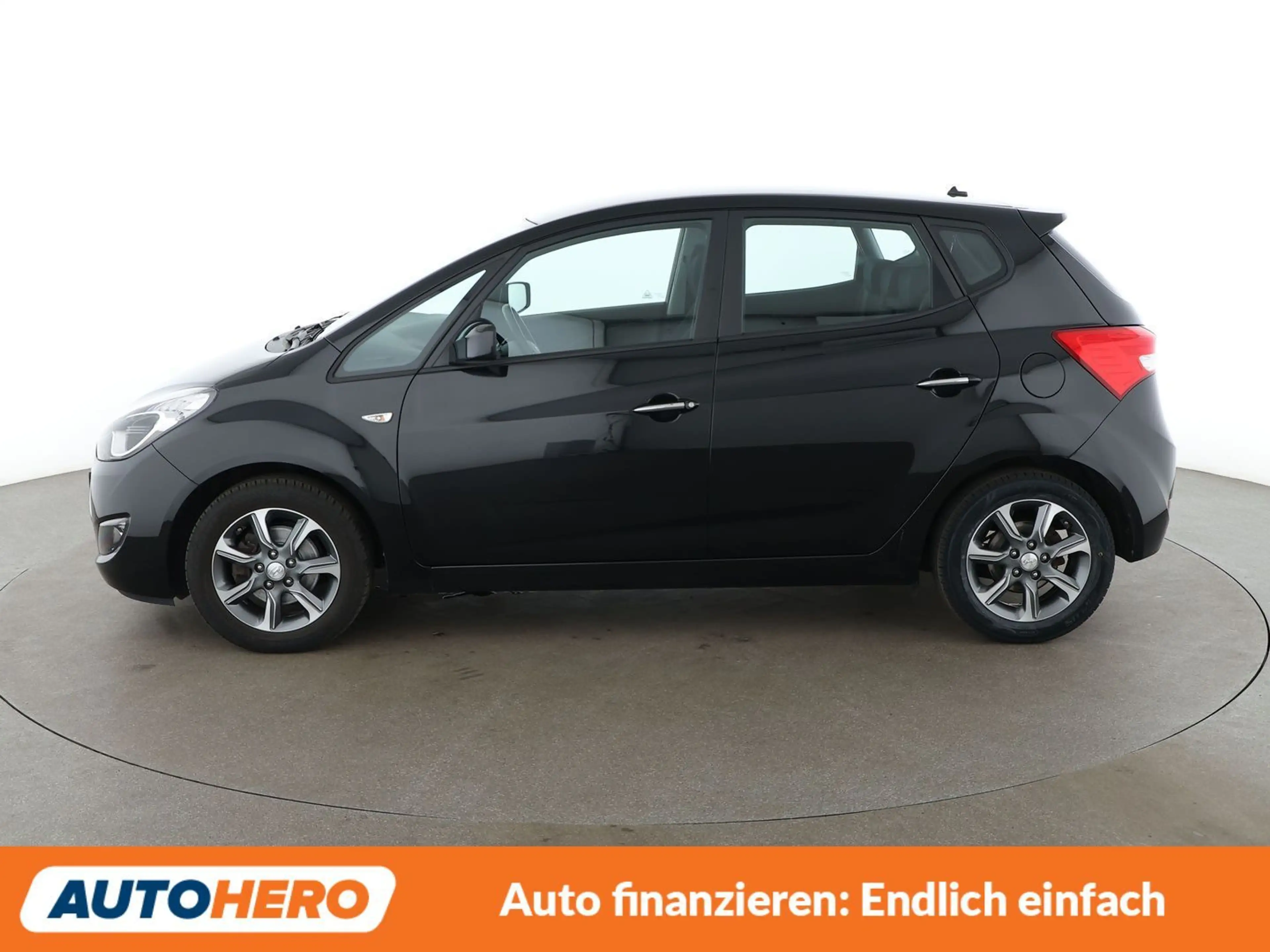 Hyundai iX20 1.6 YES! Blue*PDC*SHZ*ALU*KLIMA* — photo 3