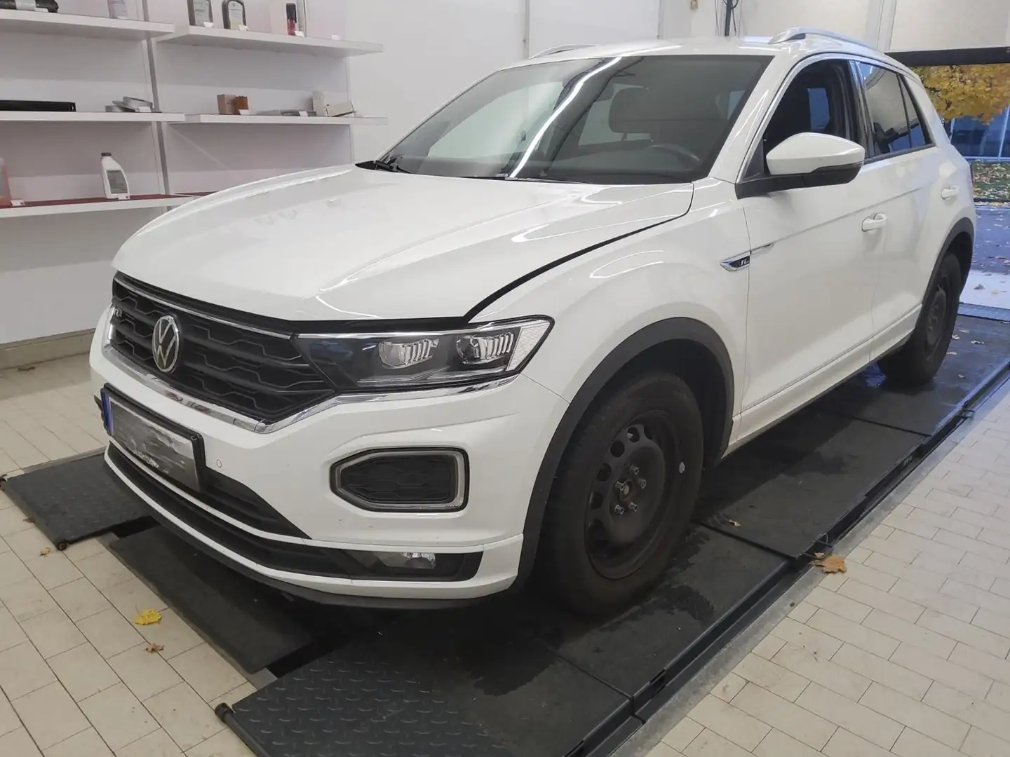 Volkswagen T-Roc 1.5 TSI Sport*LED*Rear View*Sitzheizung* Weiß - 2
