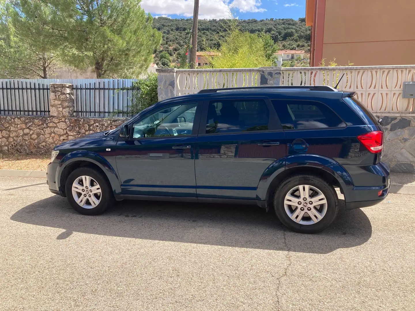 Fiat Freemont Freemont 2.0 Diesel Urban AWD Aut. 170 Urban Azul - 2