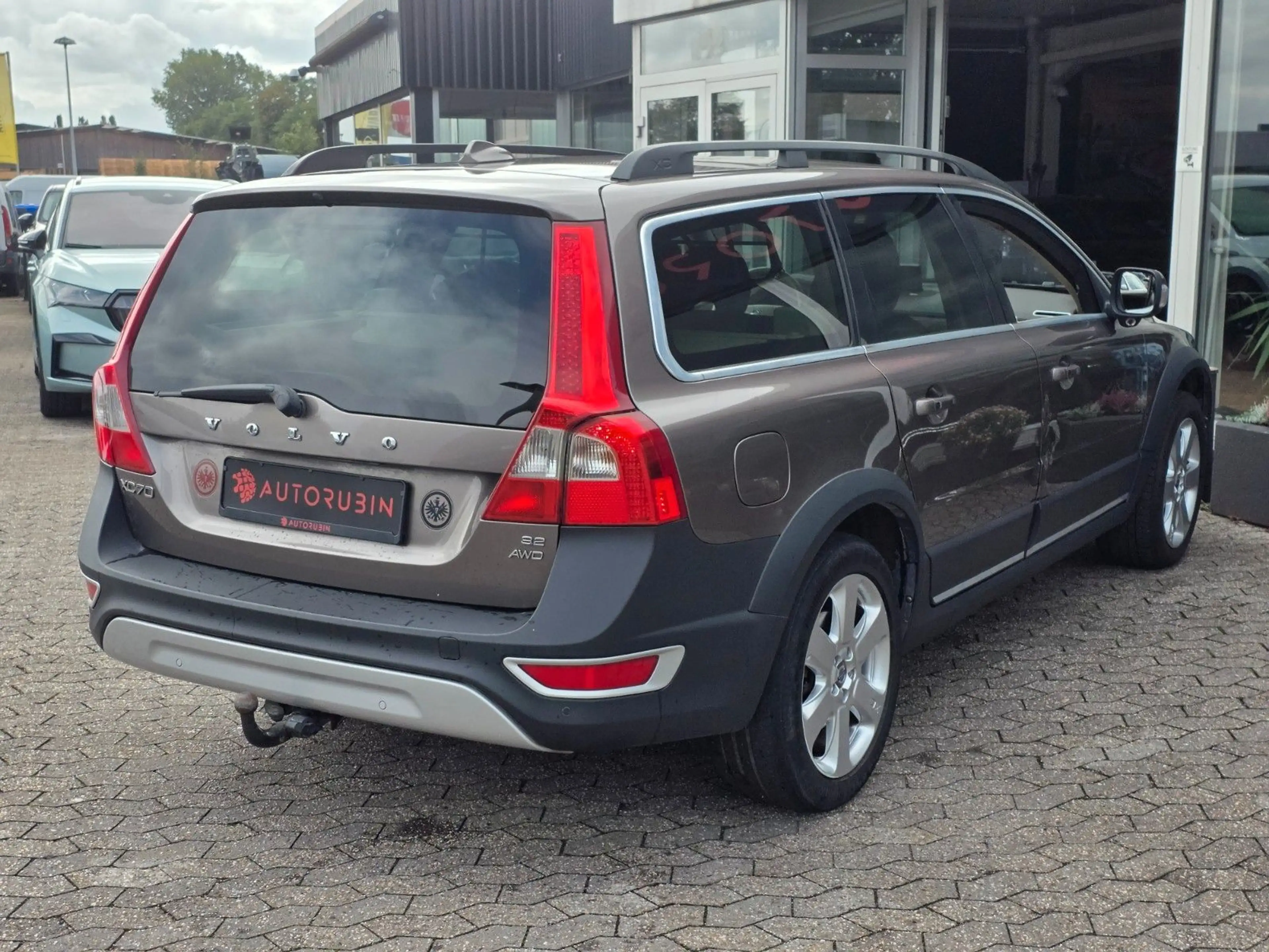 Volvo XC70 3,2 Summum AWD LEDER/TOTWINKEL/LPG GAS — photo 6