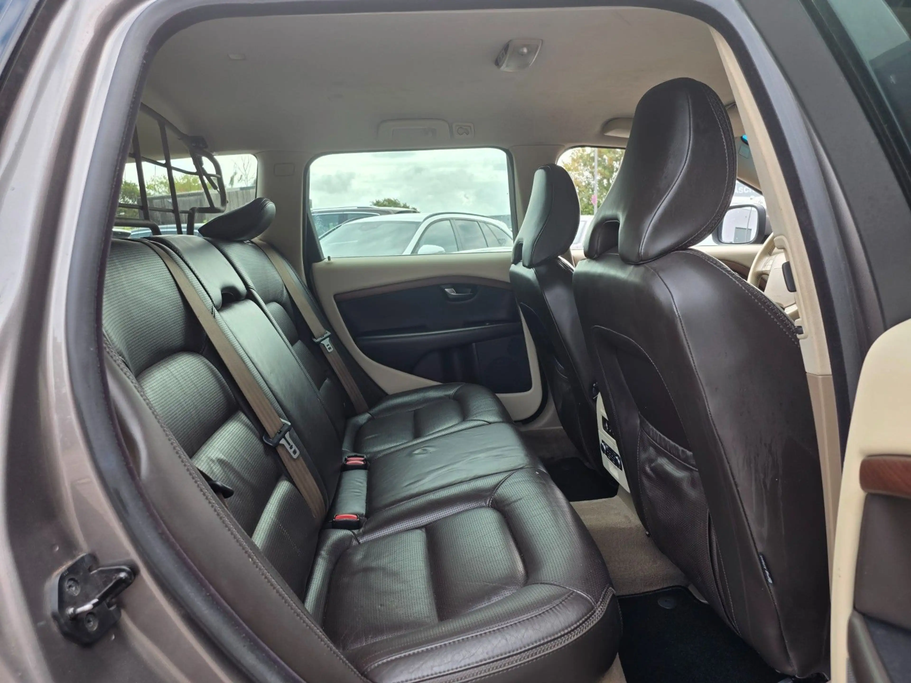 Volvo XC70 3,2 Summum AWD LEDER/TOTWINKEL/LPG GAS — photo 9