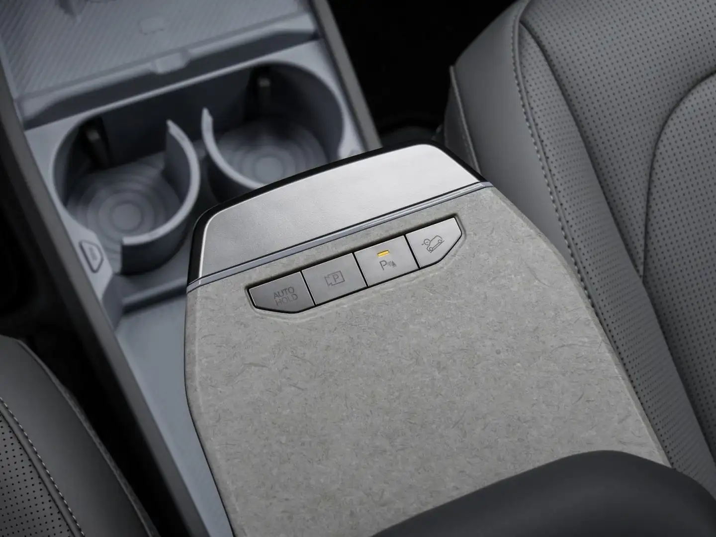 Kia EV3 58,3-kWh Fekete - 1