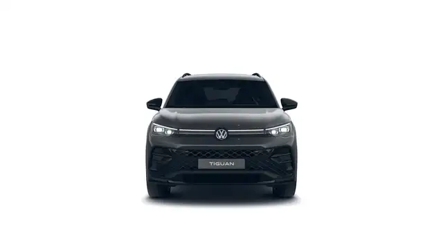 Volkswagen Tiguan view 3