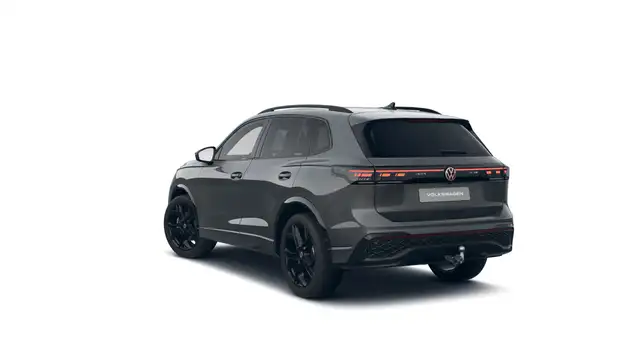 Volkswagen Tiguan view 5