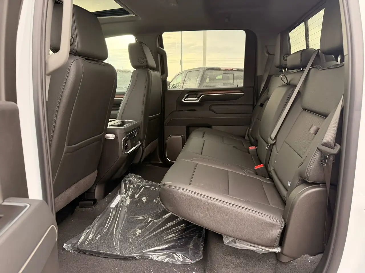 GMC Sierra 3500HD снимка GMC Sierra 3500HD