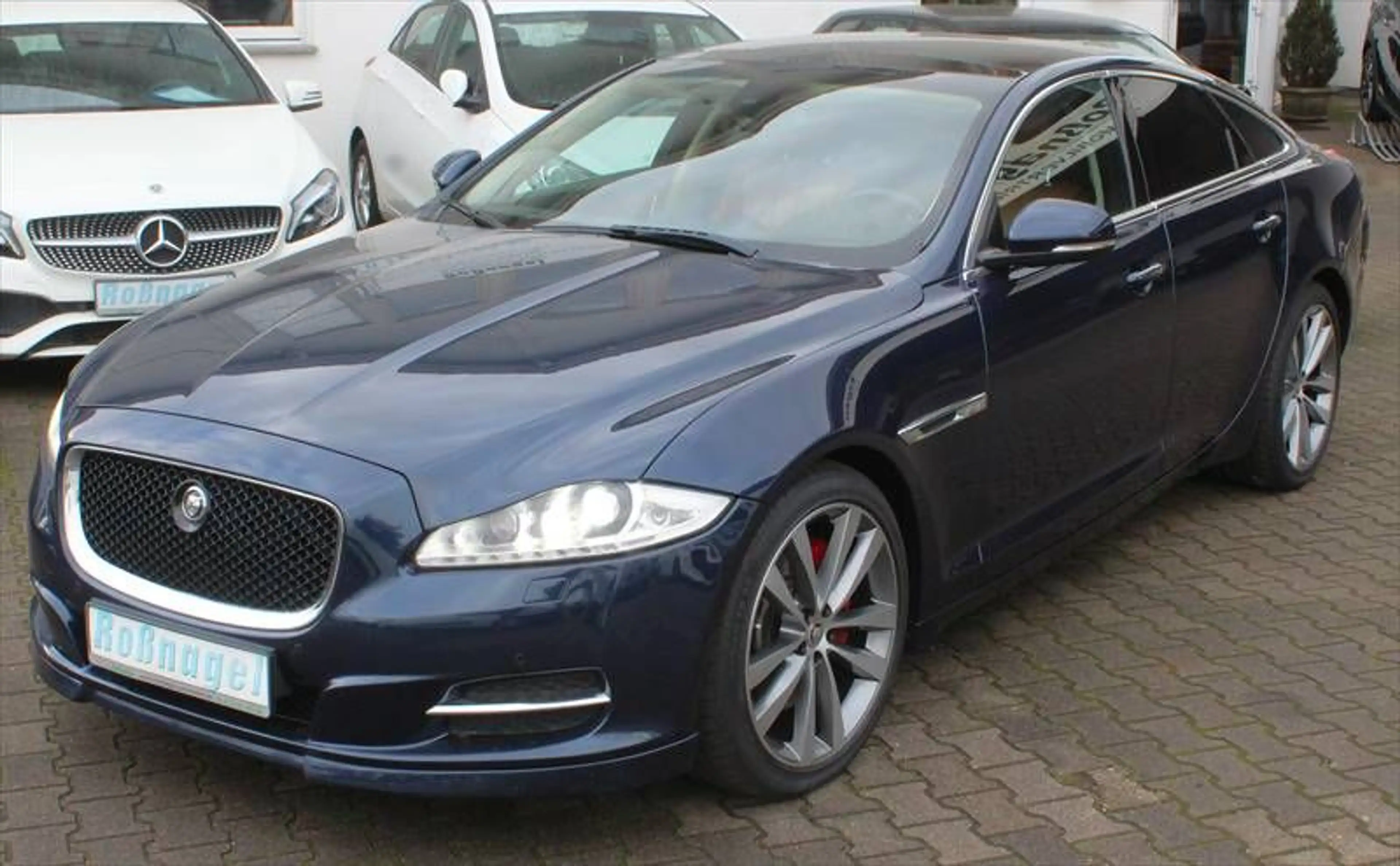 Jaguar XJ 3,0 Diesel S V6 Portfolio ACC Alu 20 Zoll — photo 15