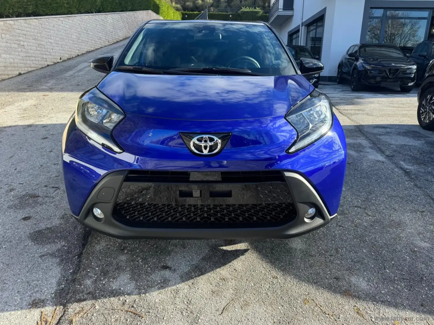 Toyota Aygo X 1.0 VVT-i 72 CV 5p. Trend Blu/Azzurro - 2