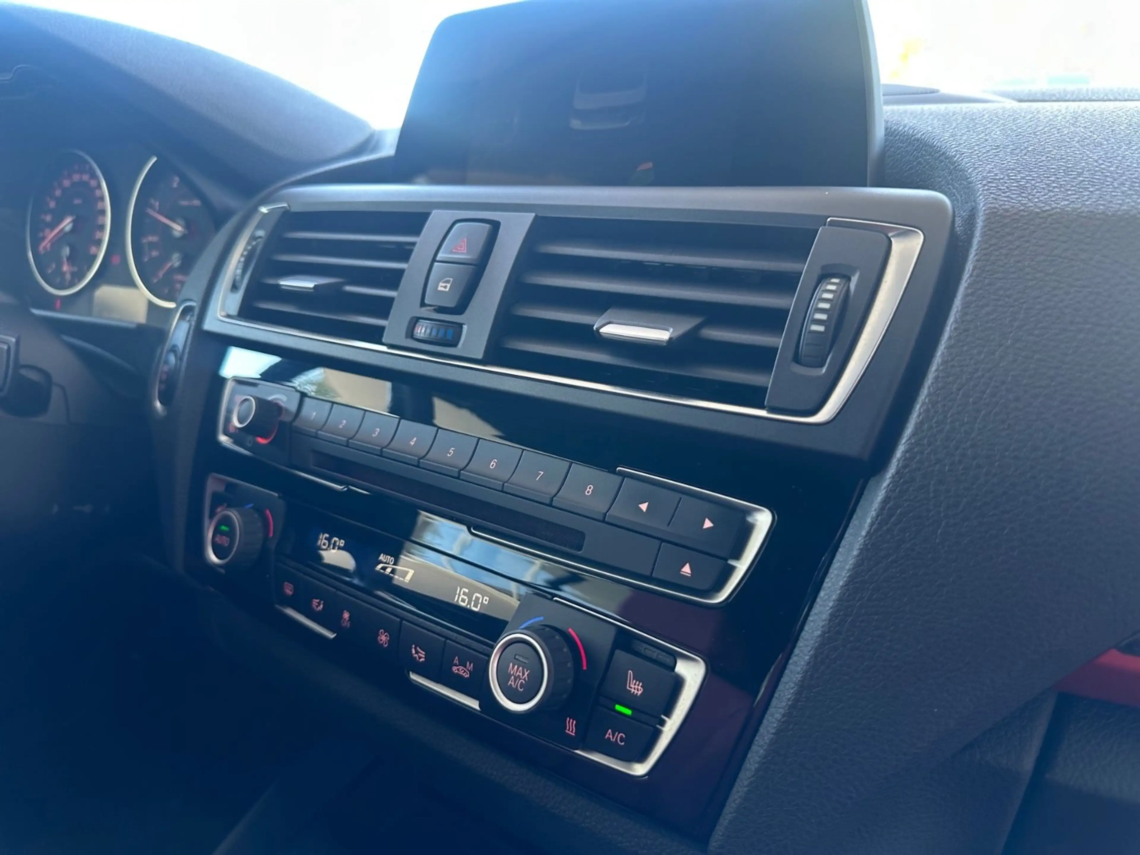 BMW 220 d Cabrio / Leder / Sport / ab 199 € mtl. — photo 26