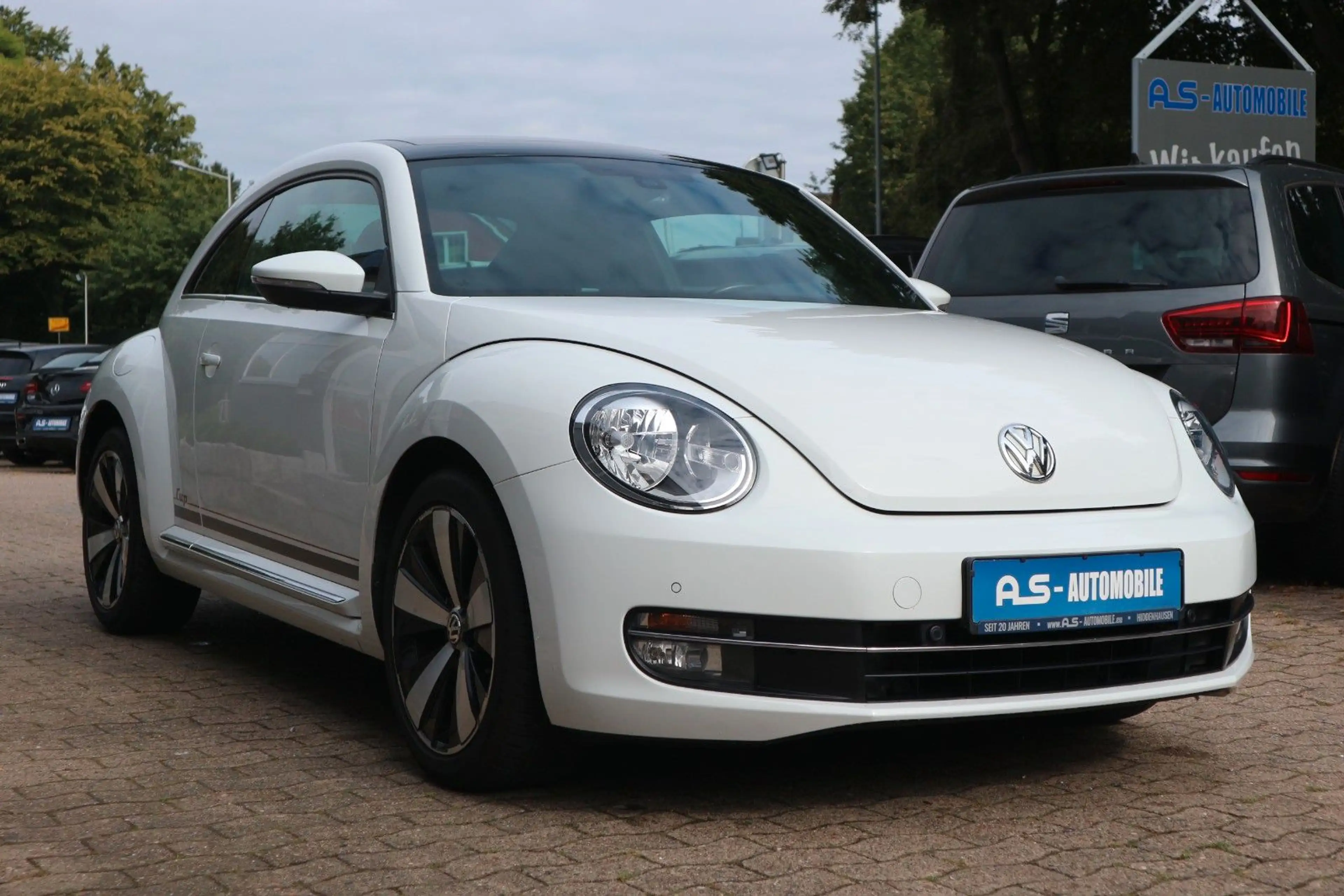 Volkswagen Beetle Lim. Cup *2.HD | PANORAMA | NAVI | PDC | KLIMA | TEMPOMAT*