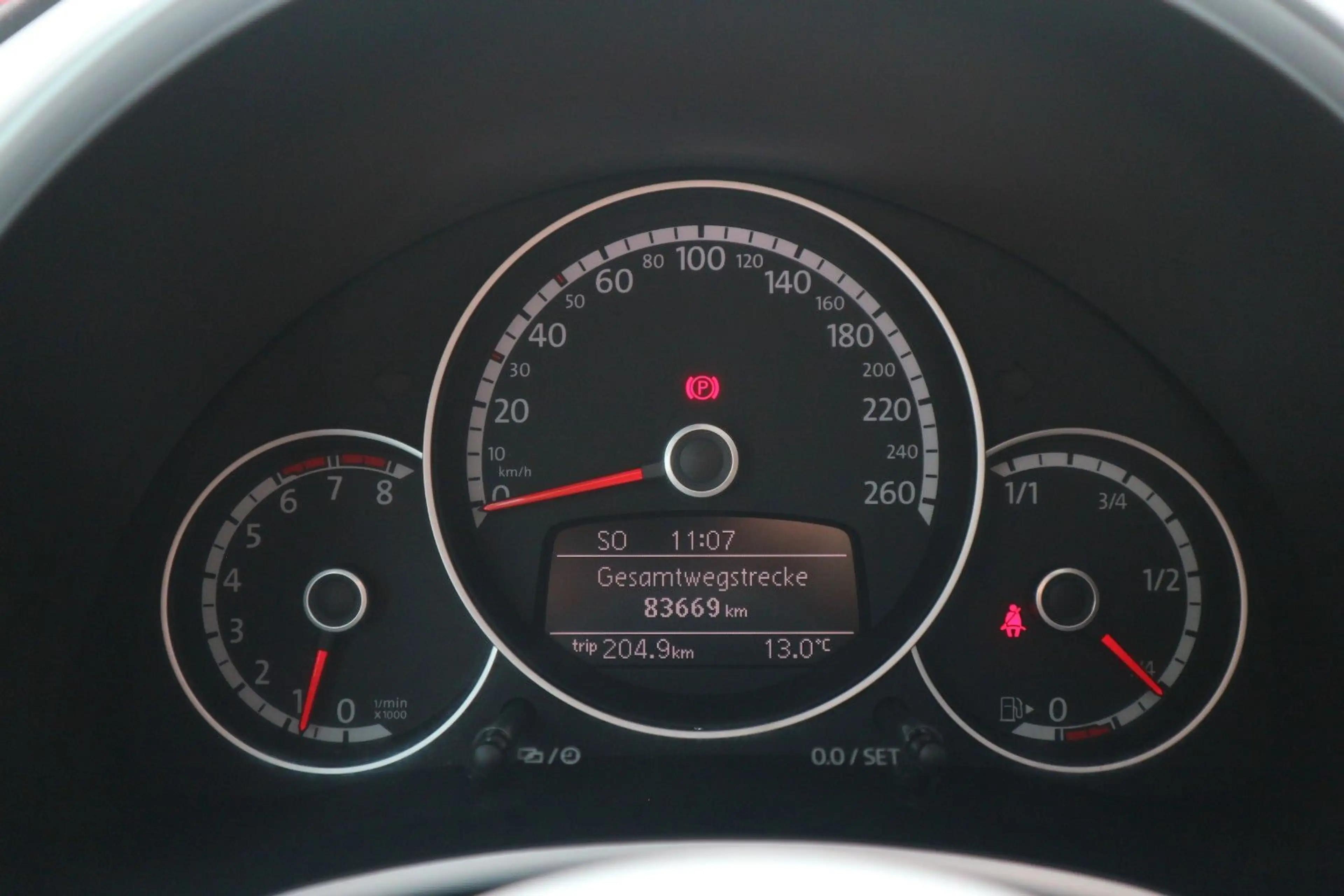 Volkswagen Beetle Lim. Cup *2.HD | PANORAMA | NAVI | PDC | KLIMA | TEMPOMAT* — photo 13