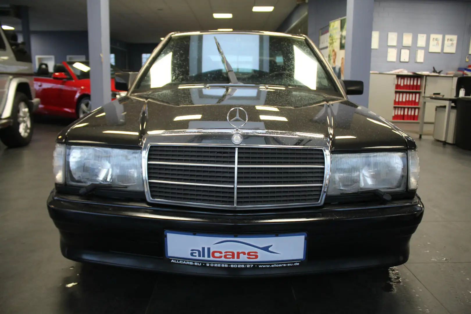 Mercedes-Benz 190 E 2.5 16V Automatik - Klima Noir - 2