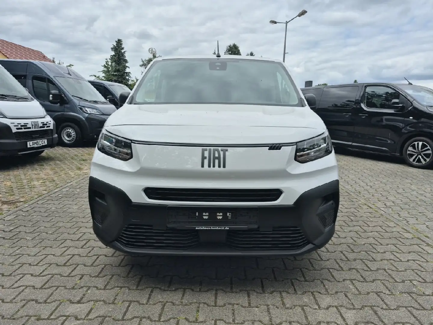 Fiat Doblo serie 3 Kawa L1 Easy Pro BlueHDi 100 Blanc - 2