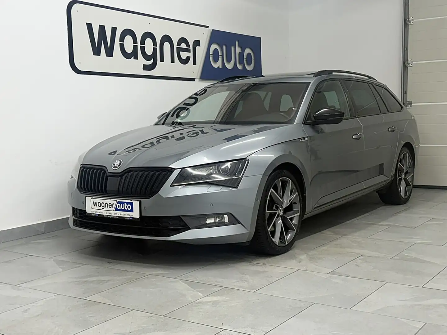 Skoda Superb Kombi 2,0 TDI Sportline.LED/DCC/el.AHK/RFK/Sunset Grau - 2