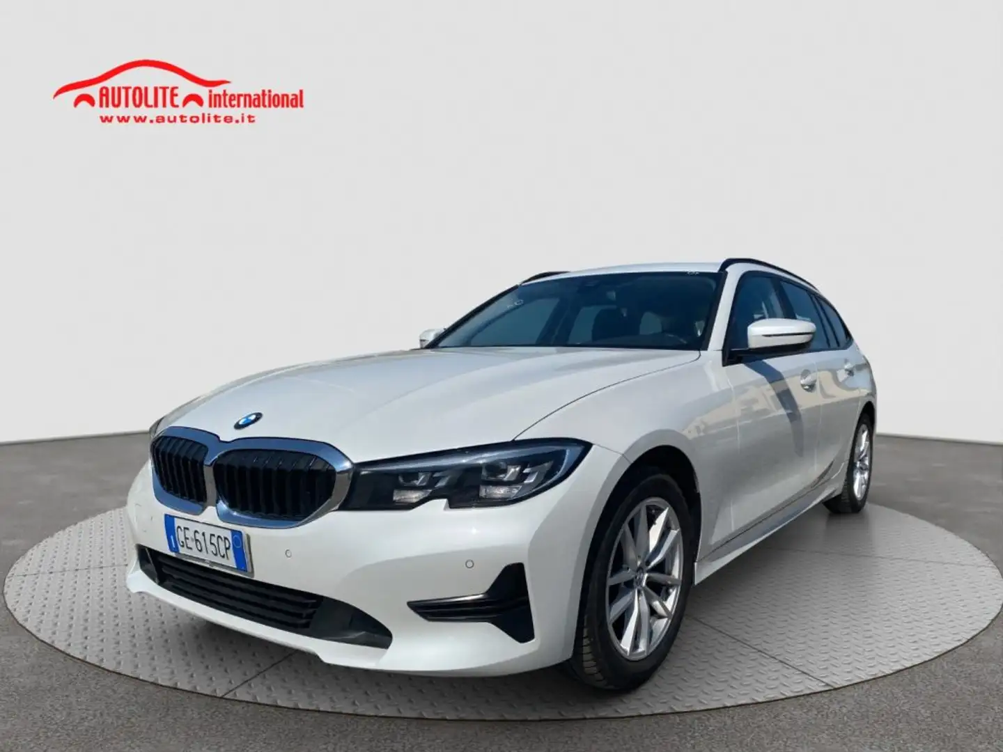BMW 316 d 48V Touring Business Advantage Wit - 2