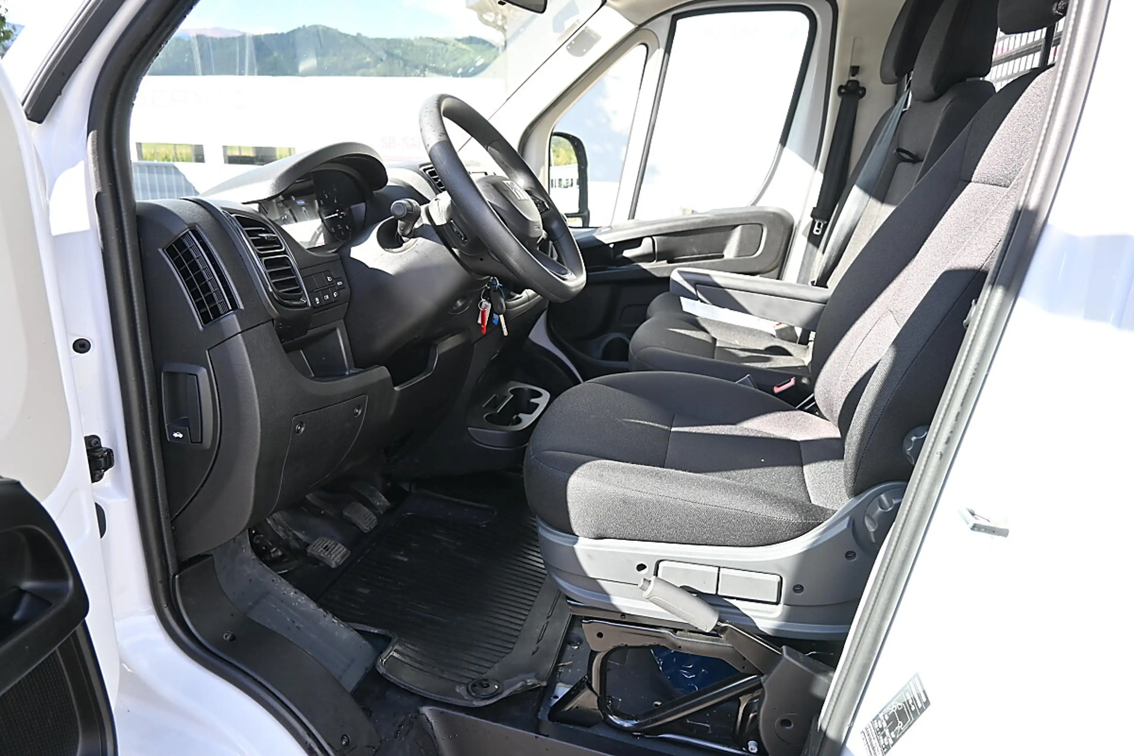 Fiat Ducato 35+ L4 Pritsche HDI Klima,Anhängekupplung,Rückf... — photo 13