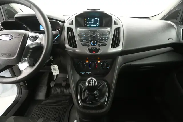 Ford Transit Connect view 11
