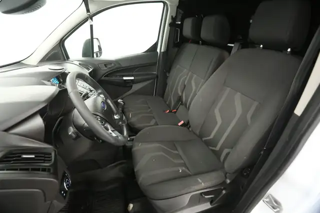 Ford Transit Connect view 9