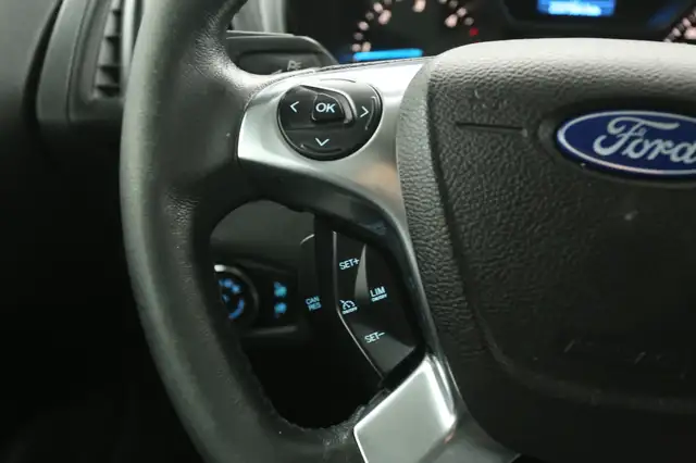 Ford Transit Connect view 15