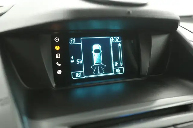 Ford Transit Connect view 13