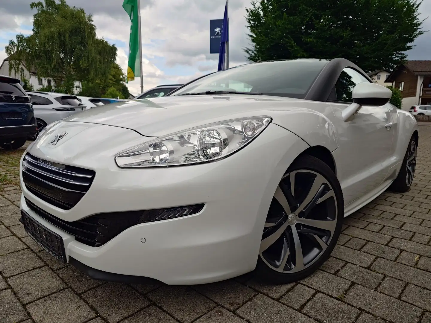 Peugeot RCZ 200 THP *Leder*JBL*Navi*1. Hand*1a Zustand* Weiß - 1