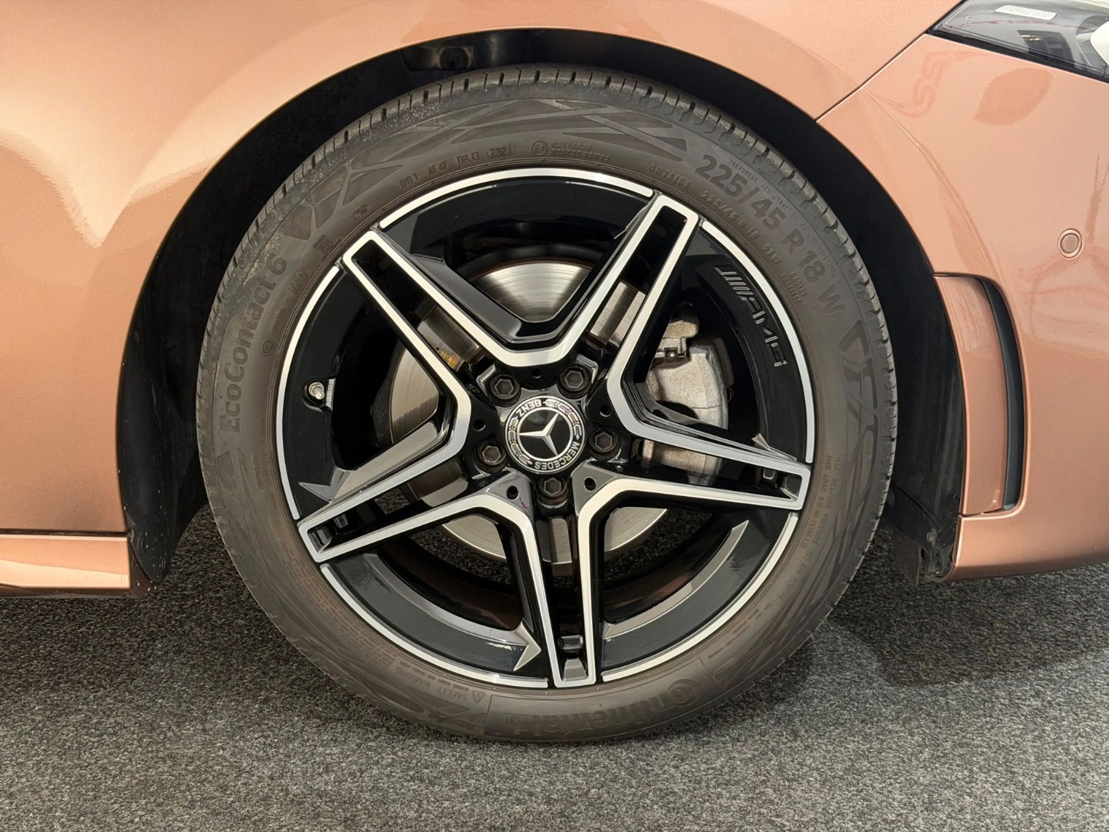 Mercedes-Benz A 200 *AMG LINE*NIGHT-MULTIBEAM-360°-APP-ROSEGOLD — photo 14