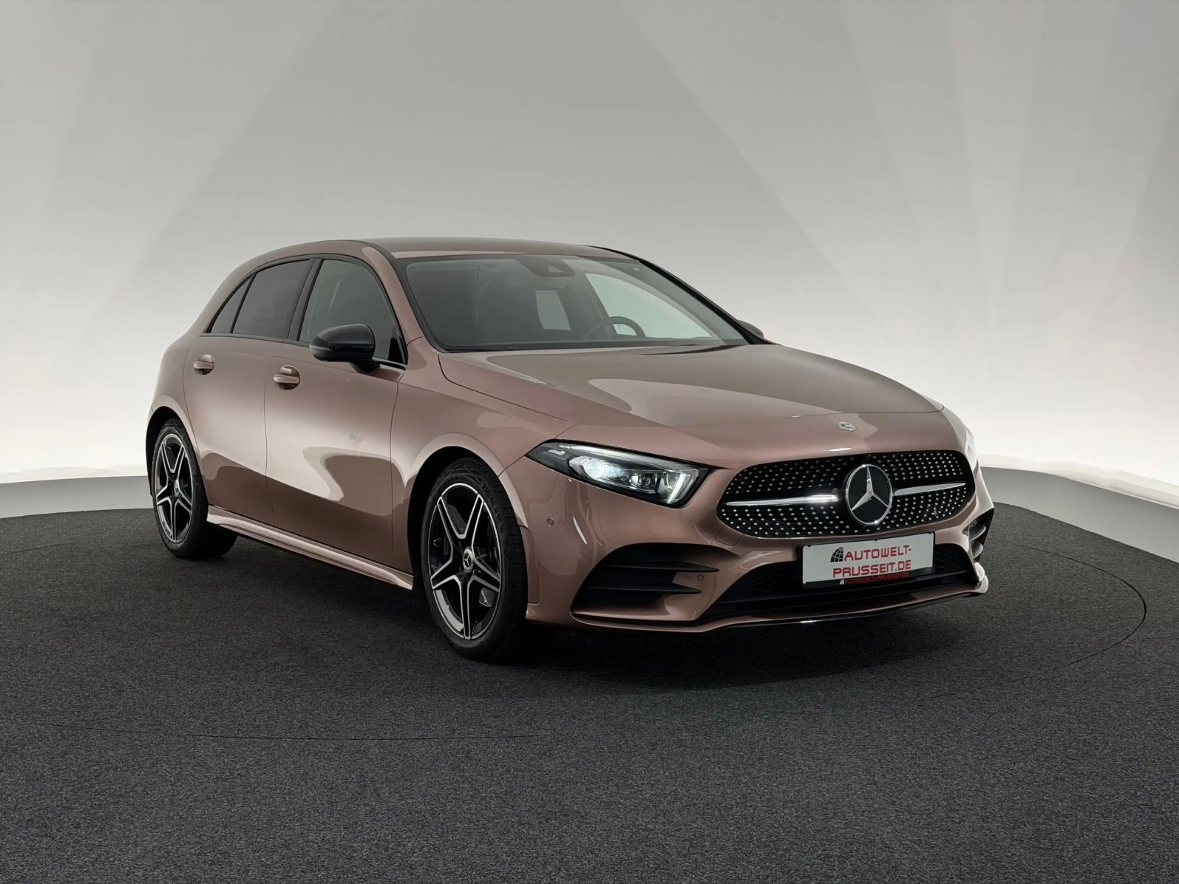 Mercedes-Benz A 200 *AMG LINE*NIGHT-MULTIBEAM-360°-APP-ROSEGOLD