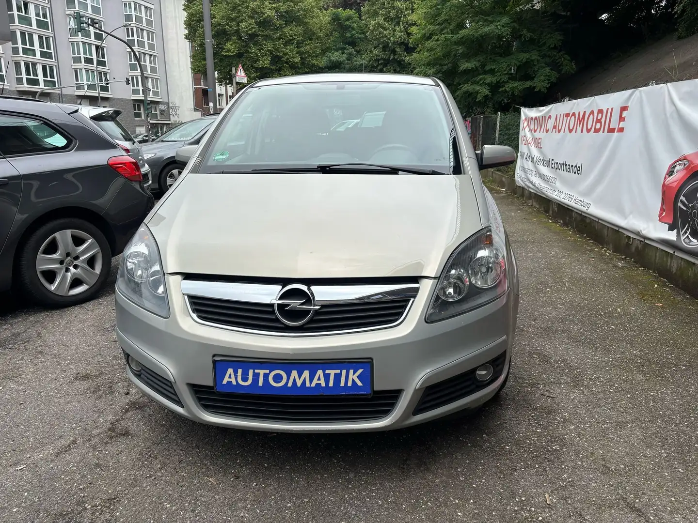 Opel Zafira 2.2 Edition Grau - 2