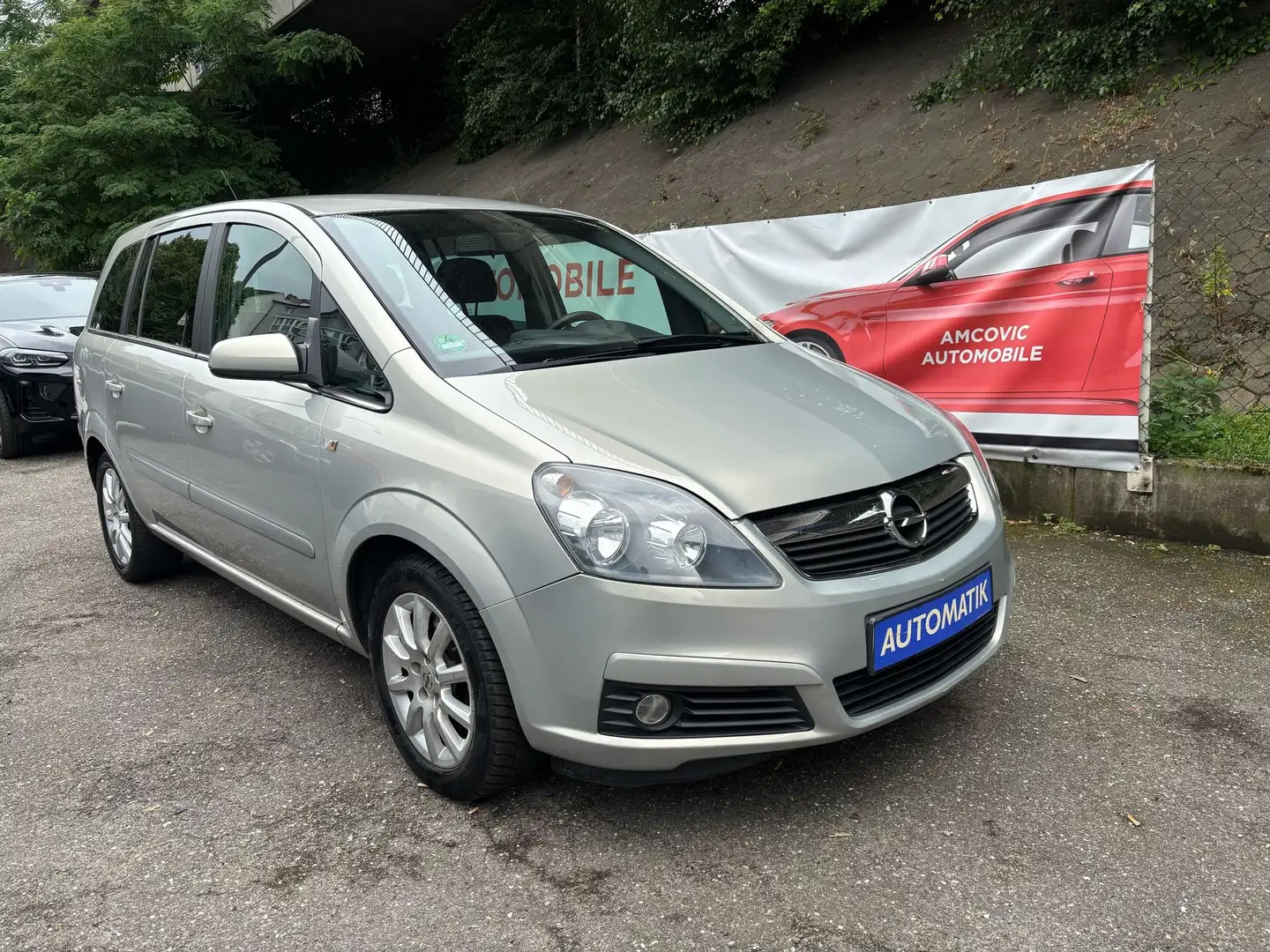 Opel Zafira 2.2 Edition Grau - 1