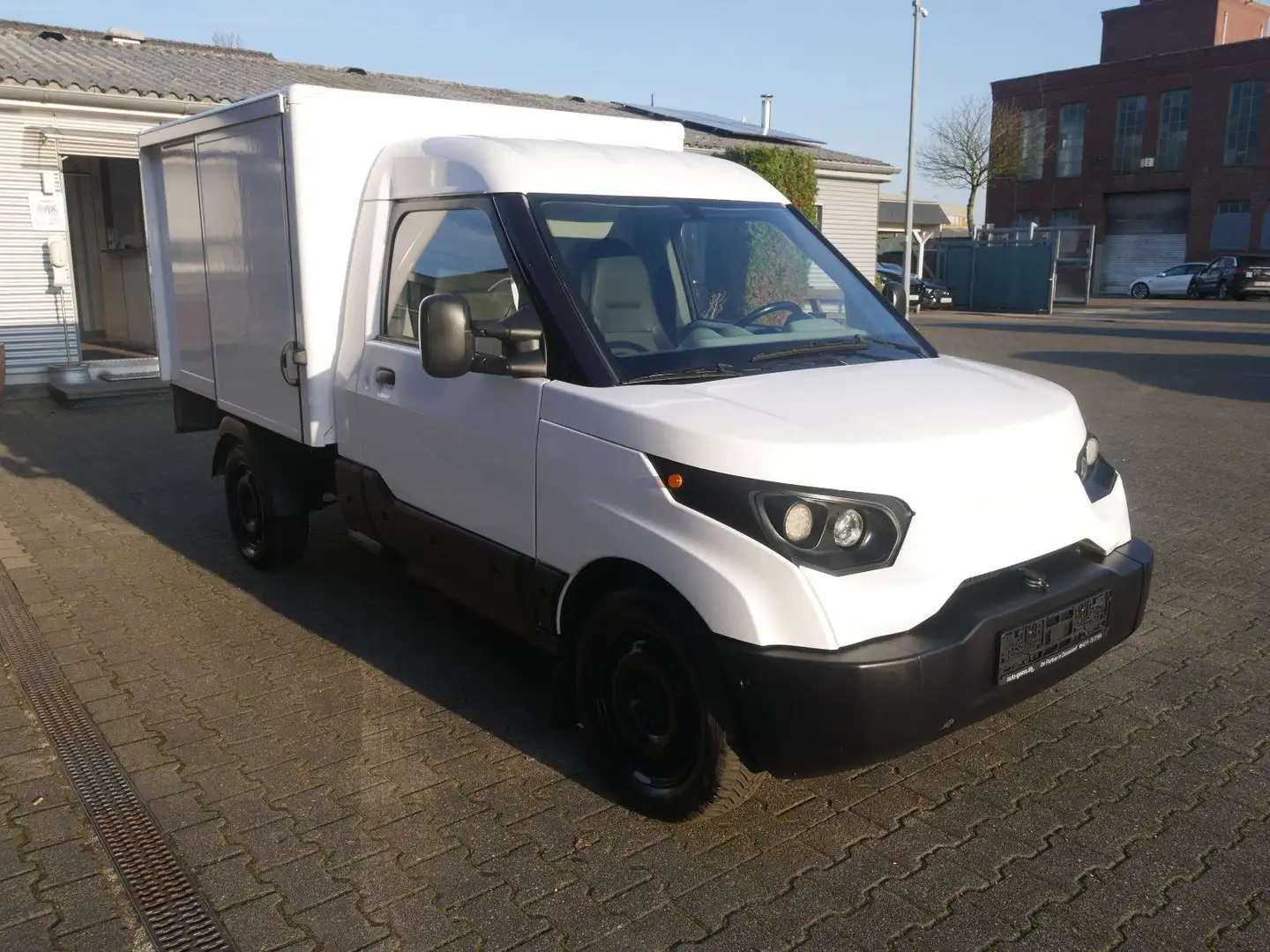 StreetScooter Work L Box 20 KWh Navi Weiß - 1