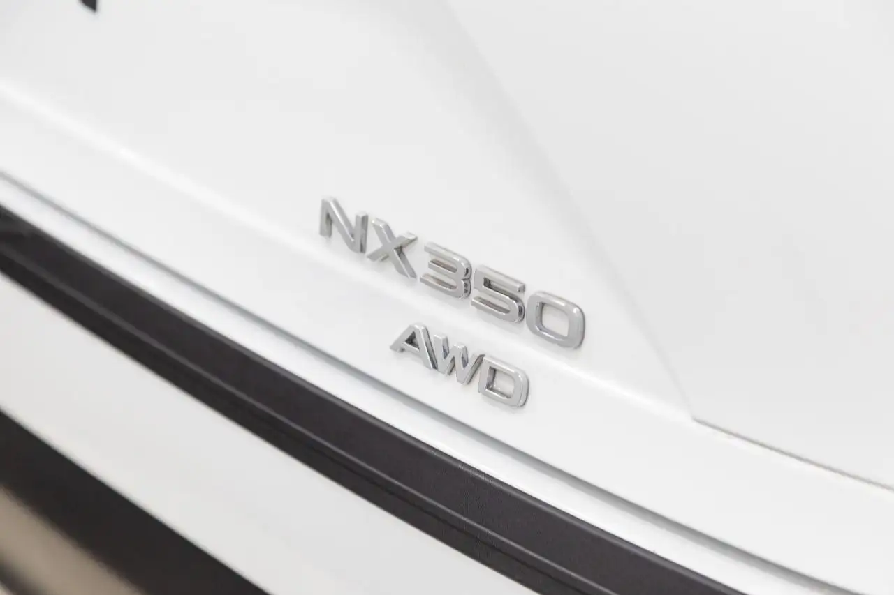 Lexus NX fotografie Lexus NX