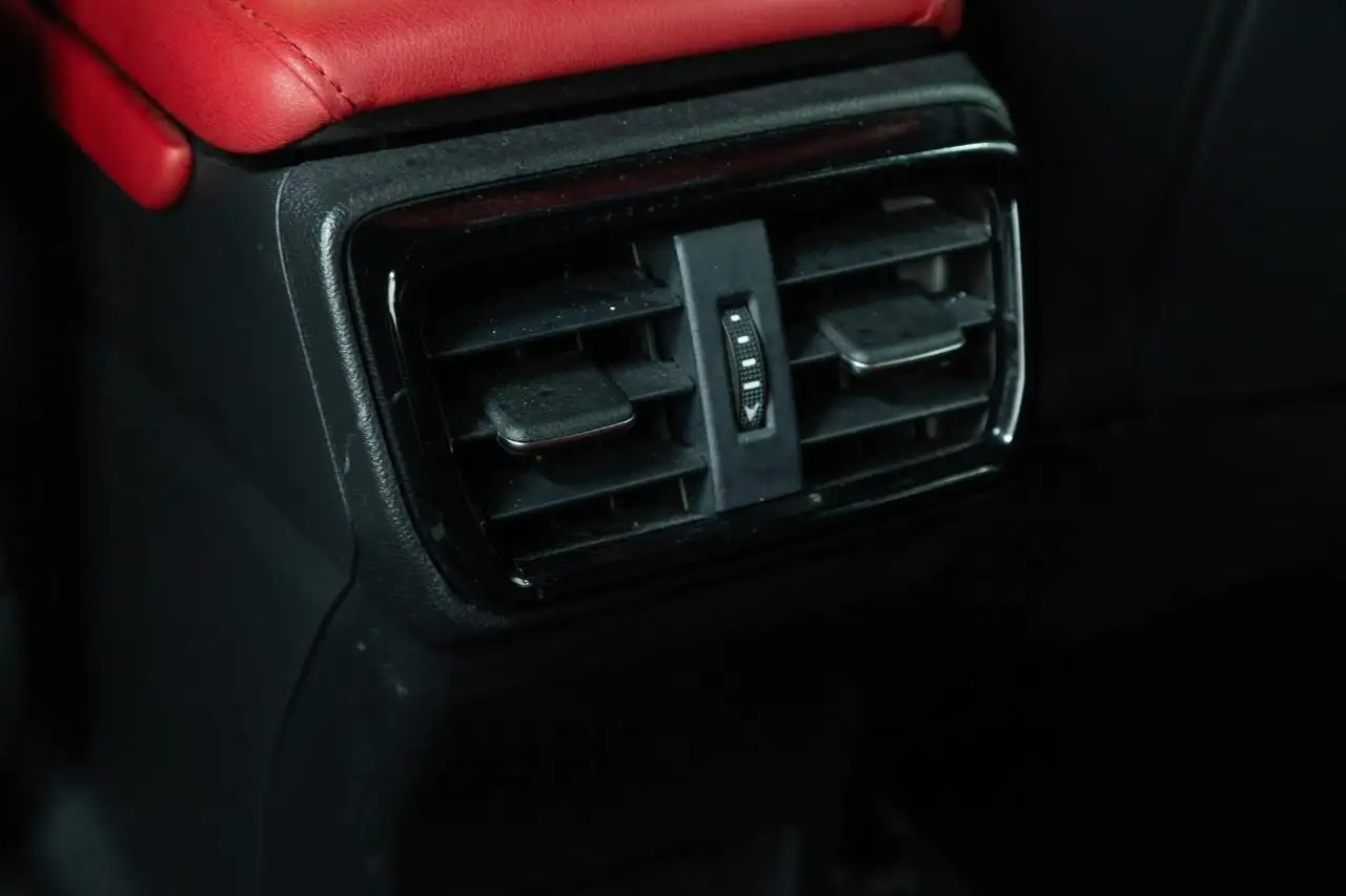 Lexus NX fotografie Lexus NX