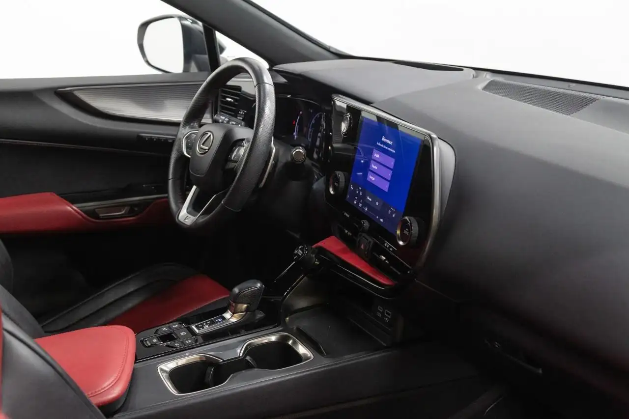 Lexus NX fotografie Lexus NX