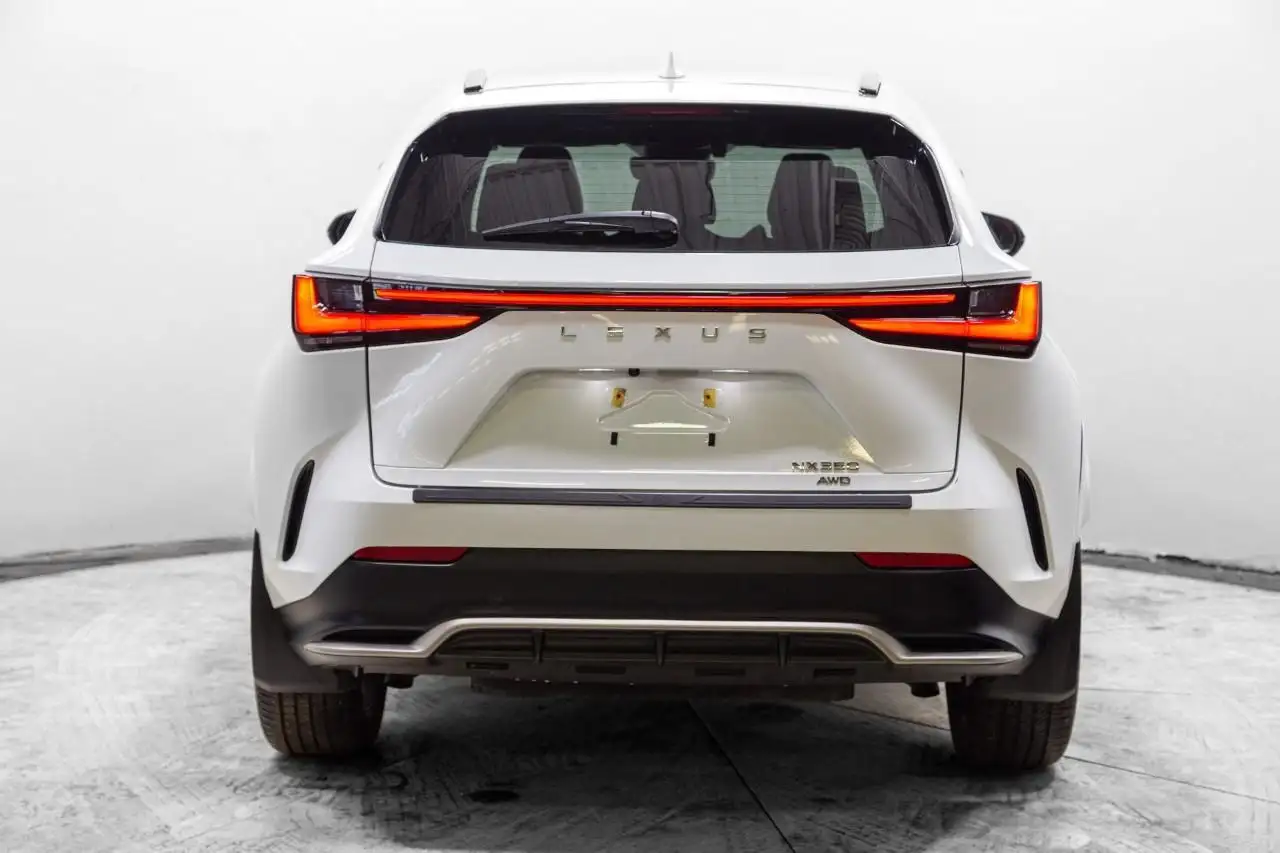 Lexus NX fotografie Lexus NX