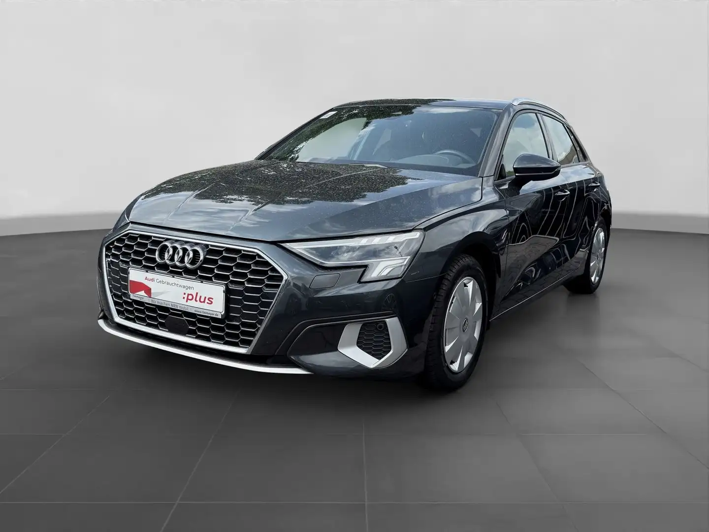 Audi A3 30 TFSI ADVANCED LEDER LED NAVI Grau - 2