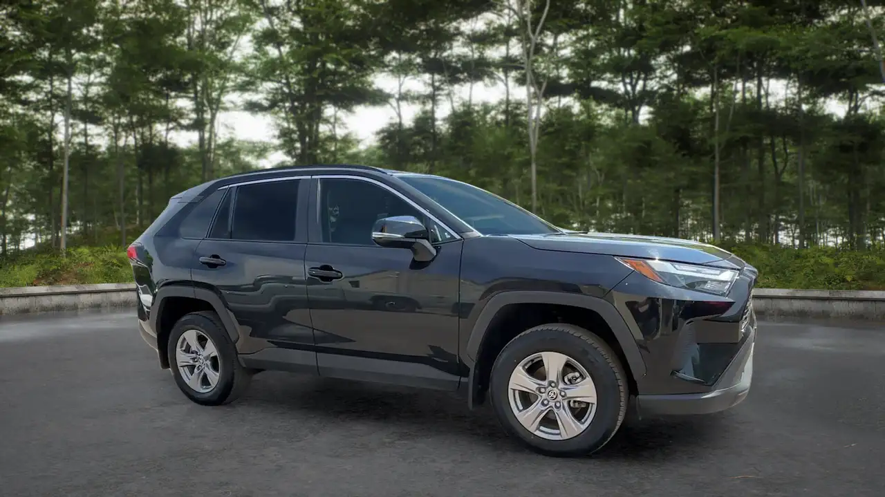 Toyota RAV 4 снимка Toyota RAV 4