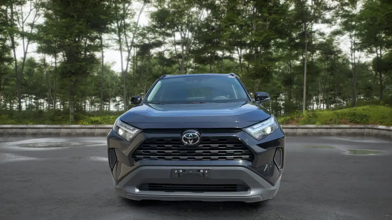 Toyota RAV 4 снимка Toyota RAV 4