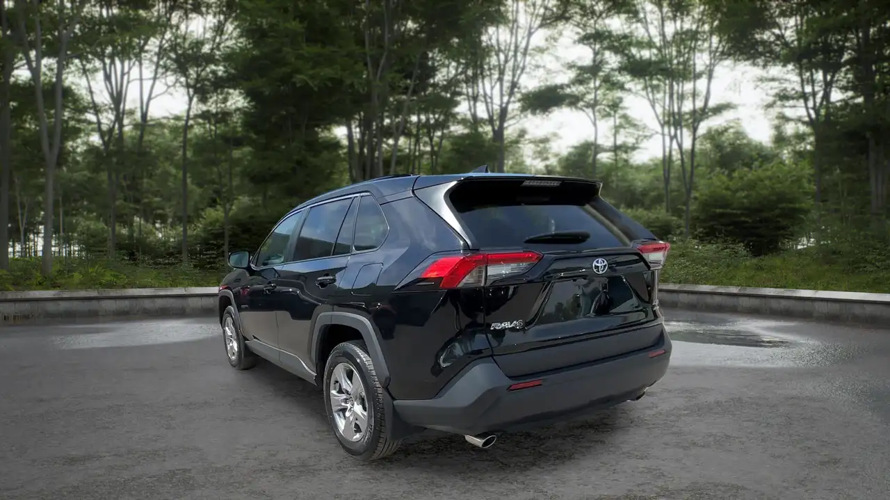 Toyota RAV 4 снимка Toyota RAV 4