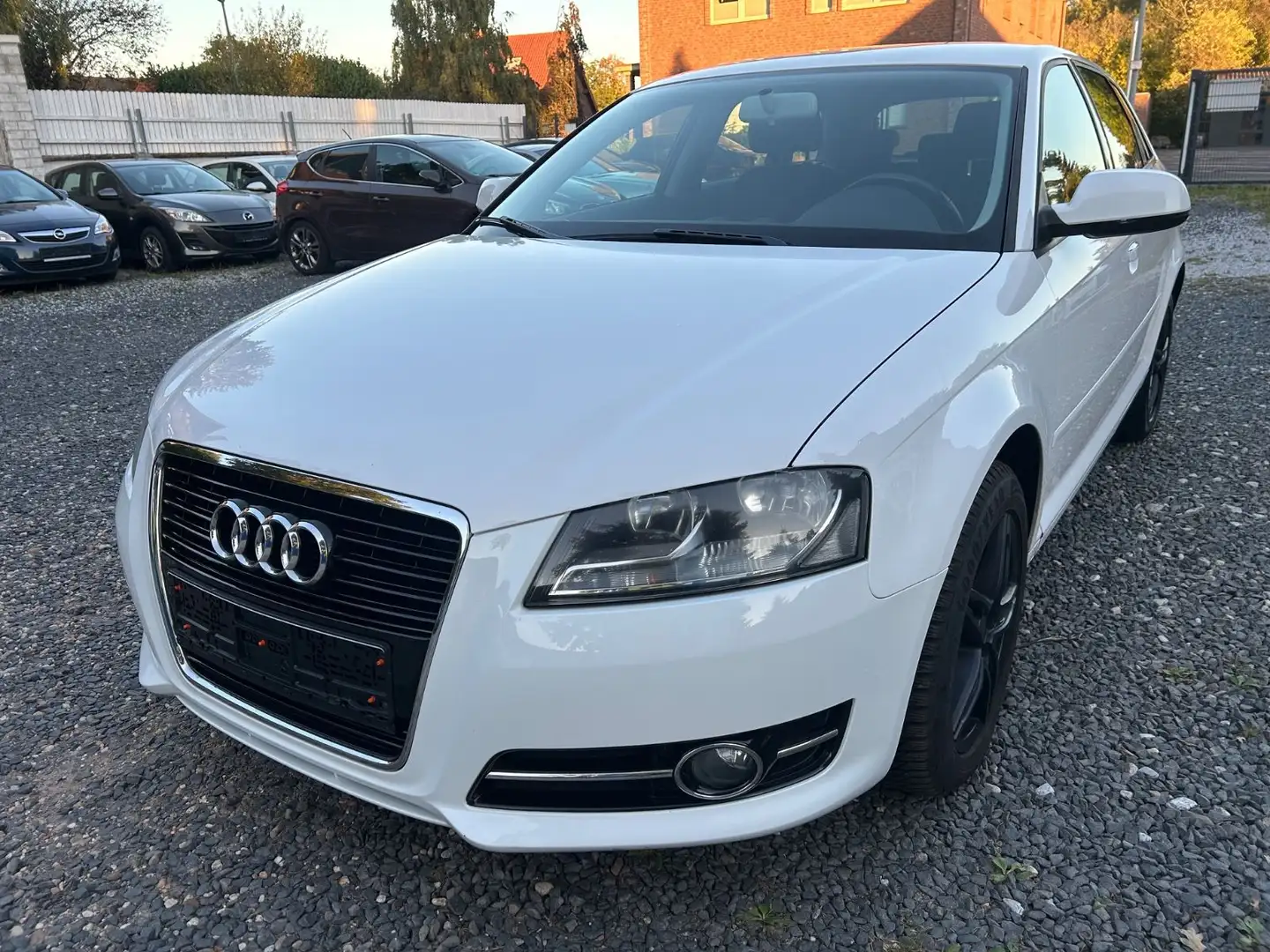 Audi A3 Sportback 1.4 TFSI*KLIMA*SHZ*PDC*TÜVNEU* Weiß - 1