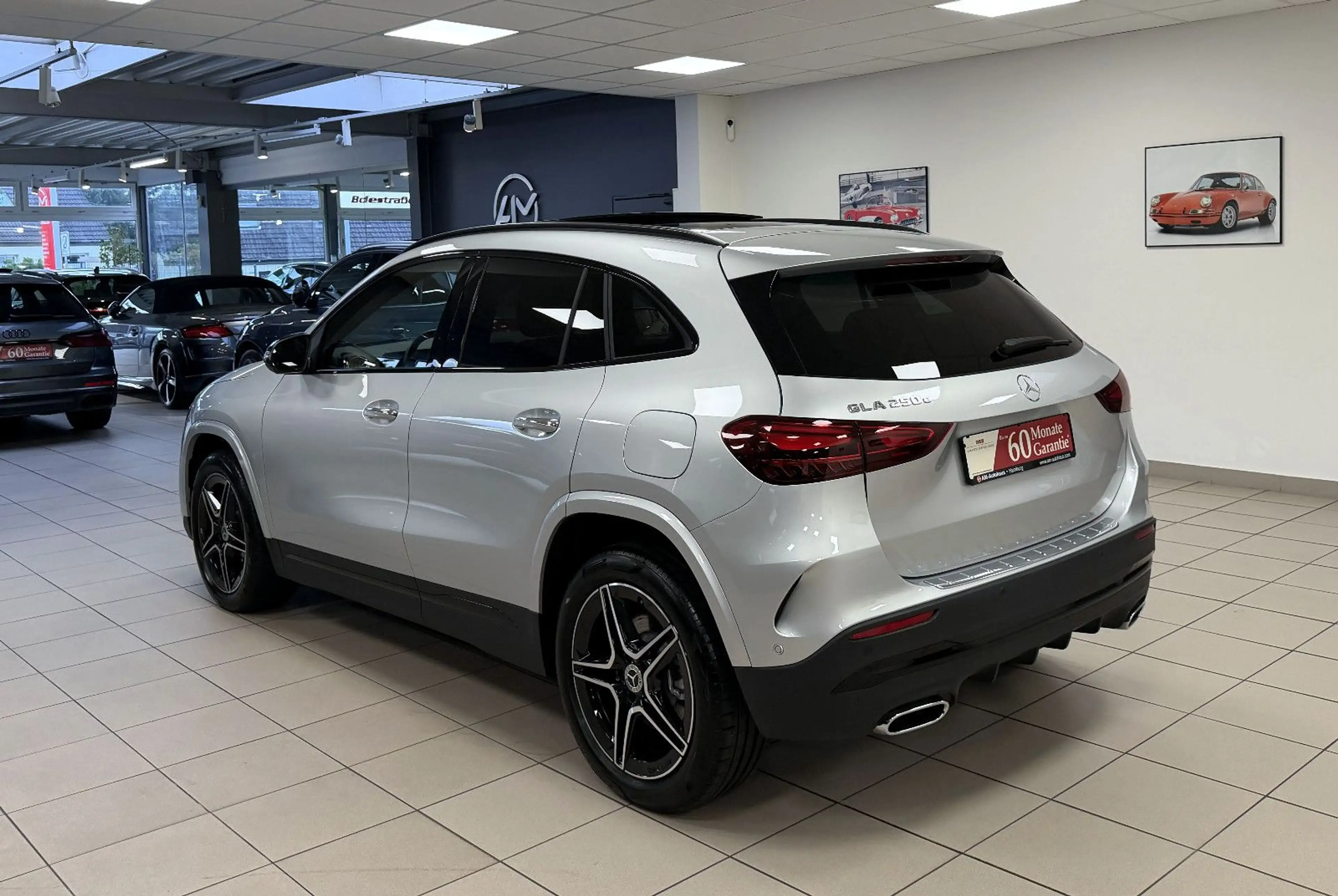 Mercedes-Benz GLA 250 e *AMG Line*Night*PanSD*ACC*Memory* — photo 10