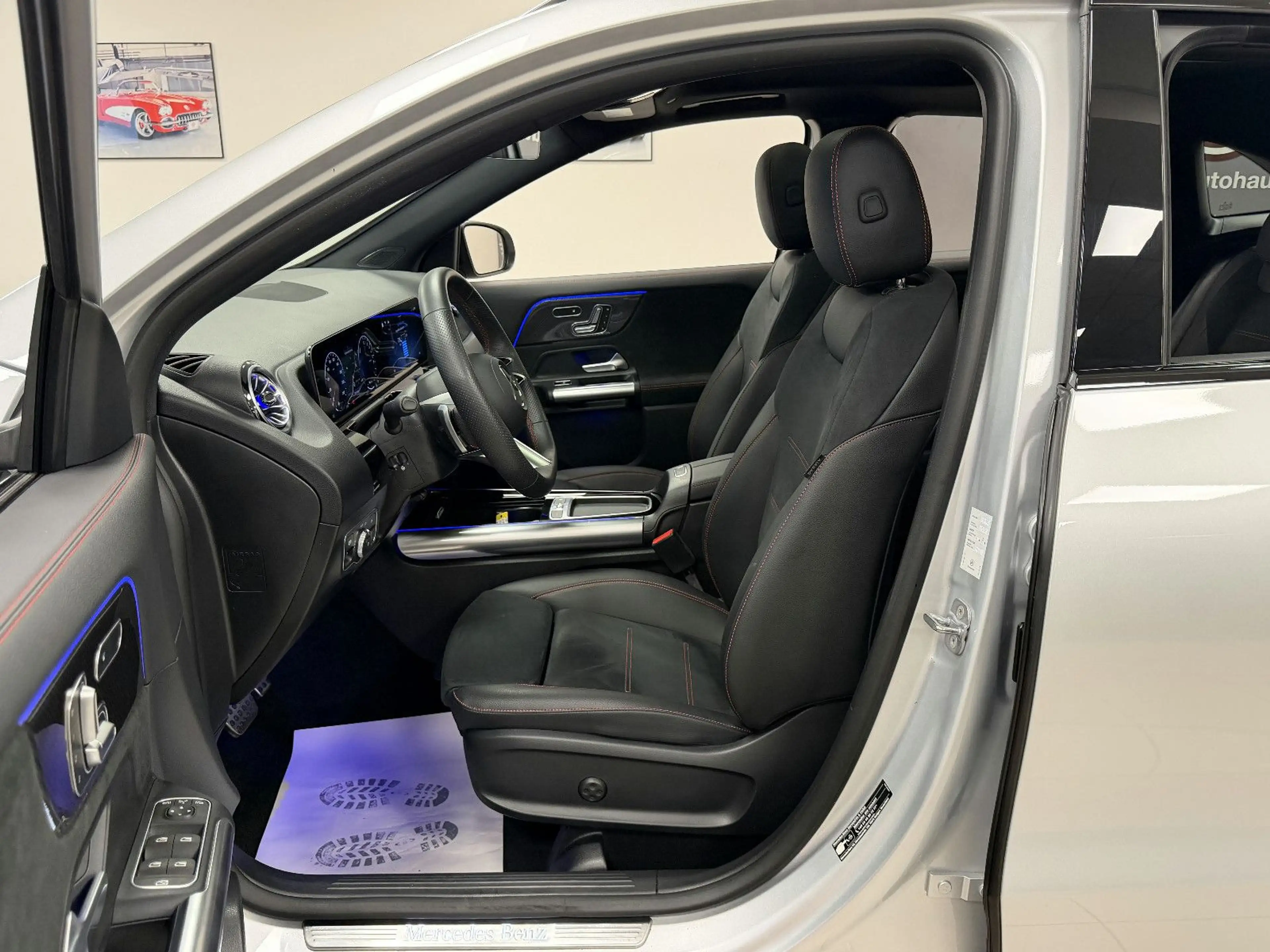 Mercedes-Benz GLA 250 e *AMG Line*Night*PanSD*ACC*Memory* — photo 6